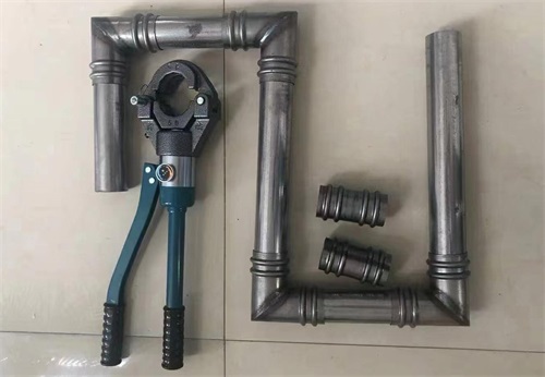 铜梁承台冷却管